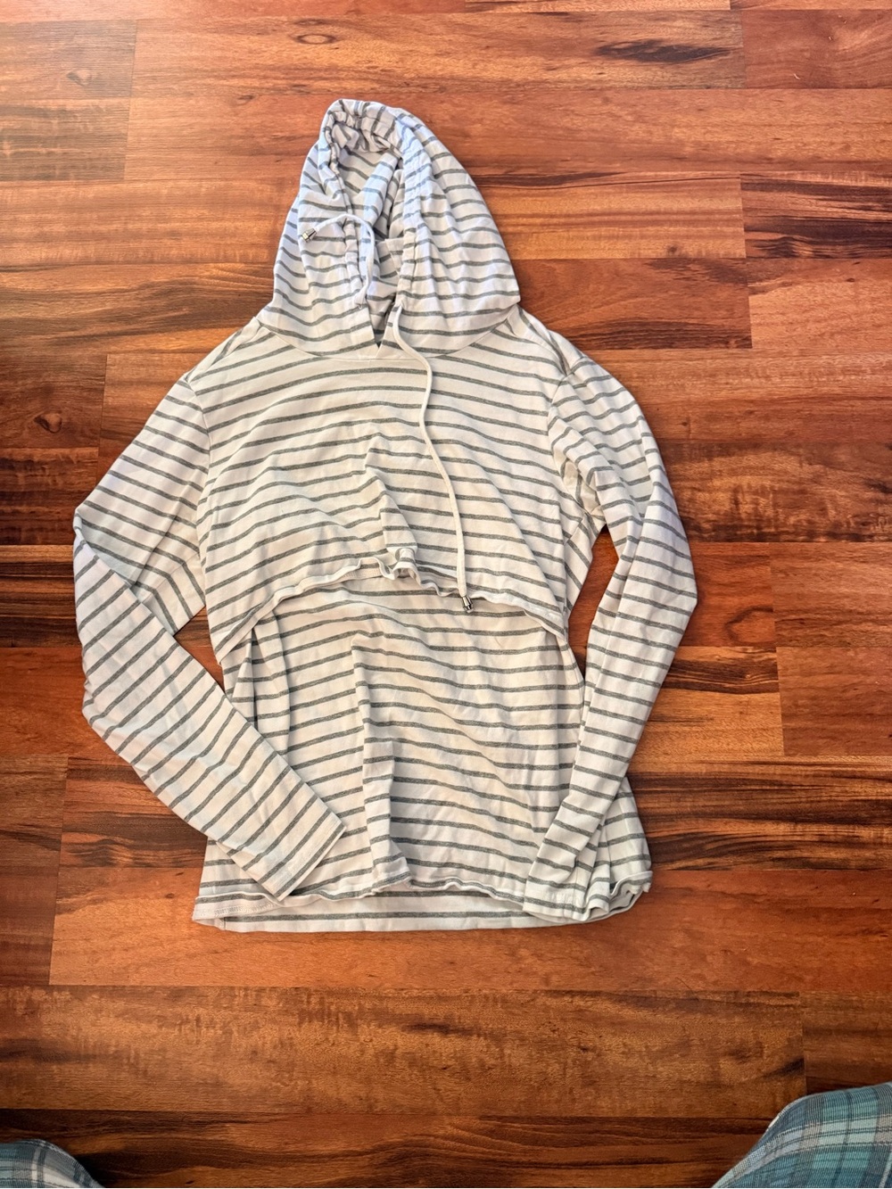 Striped Lightweight Hooded Long-Sleeve Nursing Top - Cream & Gray